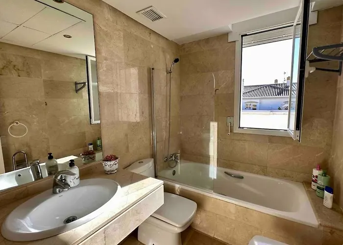 Beautiful Penthouse Апартаменти Марбелья